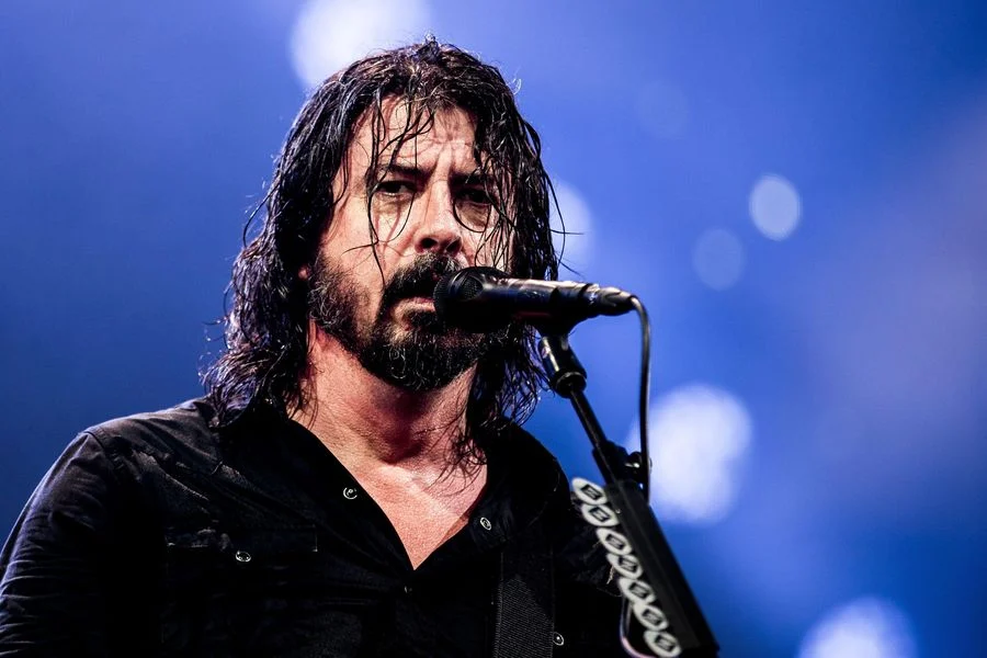 Who is Dave Grohl? Discover His Life, Legacy, and Music Journey